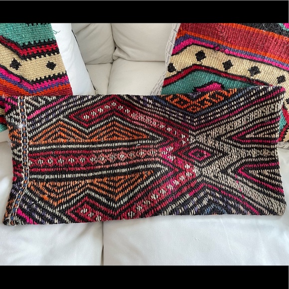 SOLD - Boho Chic Handwoven Turkish Kilim Pillow Set - Picture 4 of 6